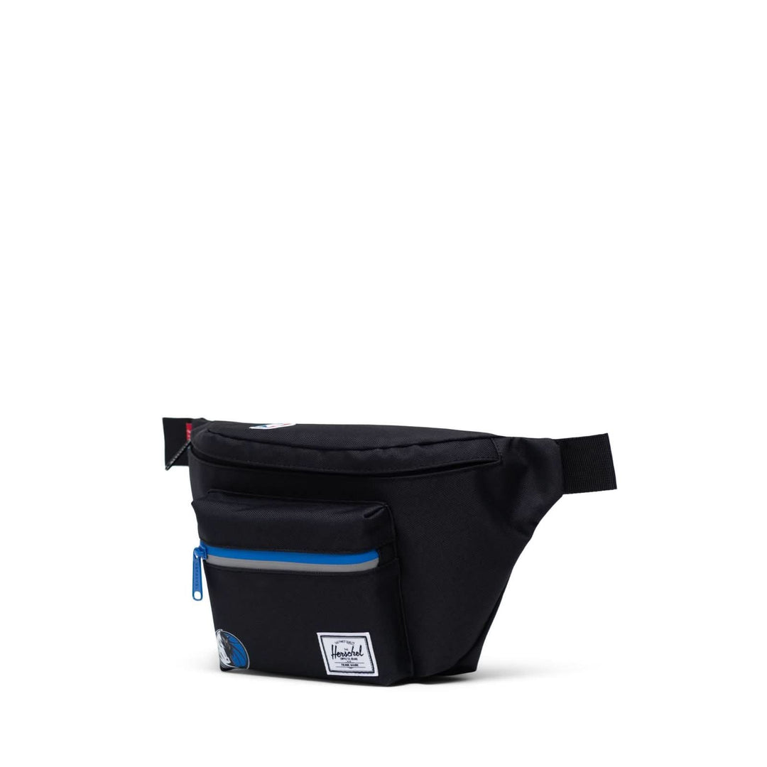 DALLAS MAVERICKS HERSCHEL SUPPLY CO. SEVENTEEN HIP PACK