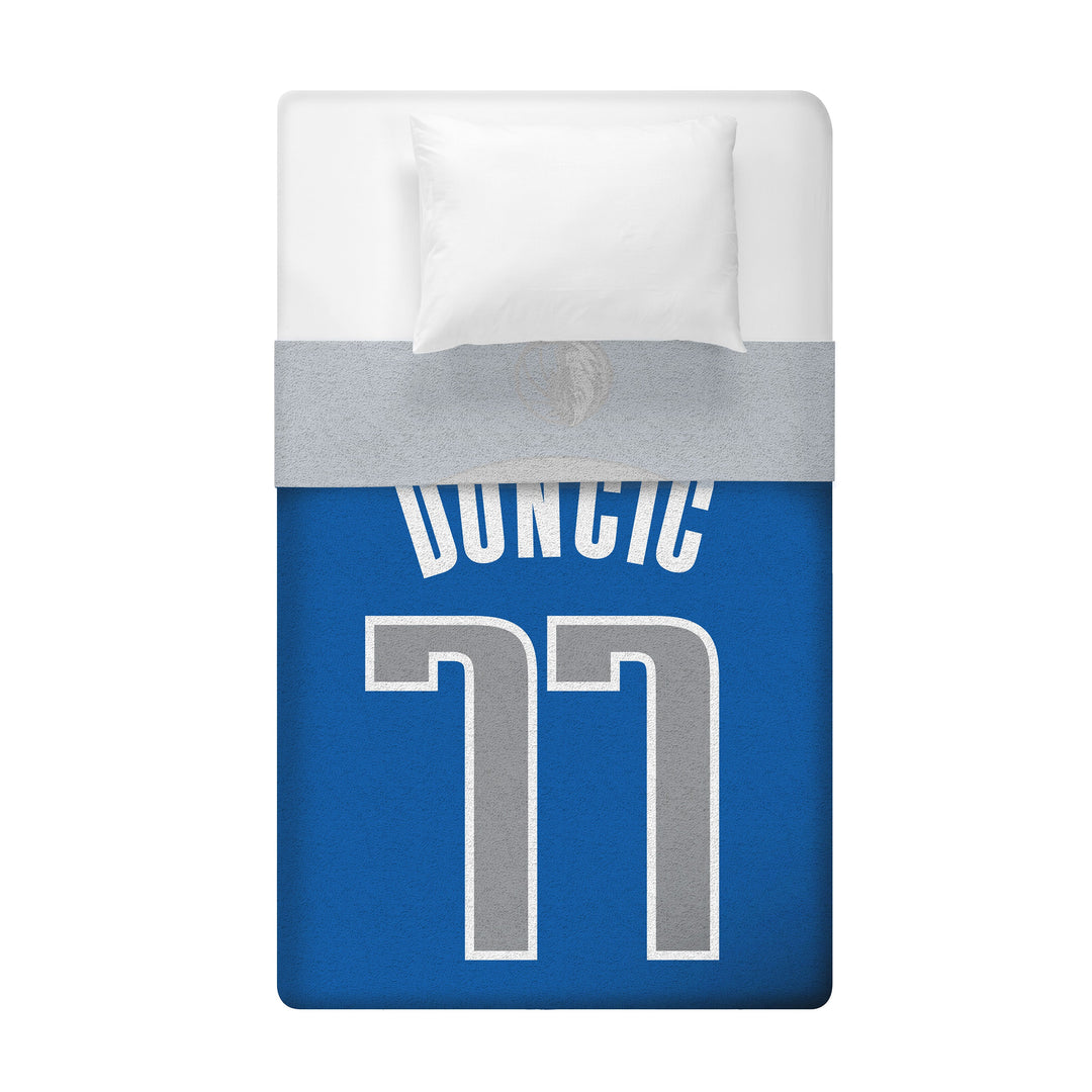 DALLAS MAVERICKS UNCANNY DONCIC 77 THROW BLANKET
