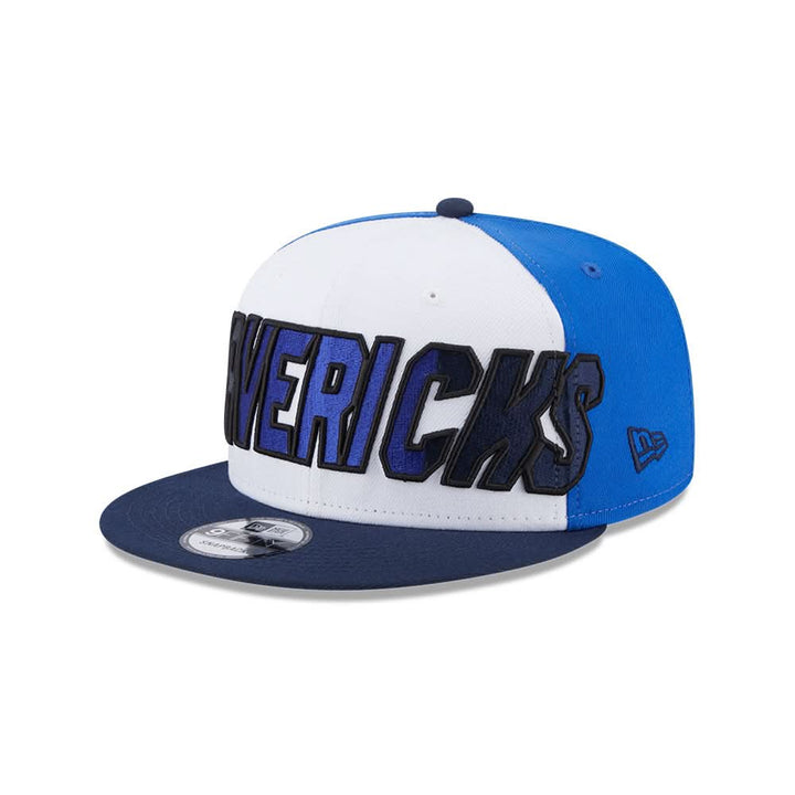 DALLAS MAVERICKS NEW ERA BACK HALF SLOUCH CAP