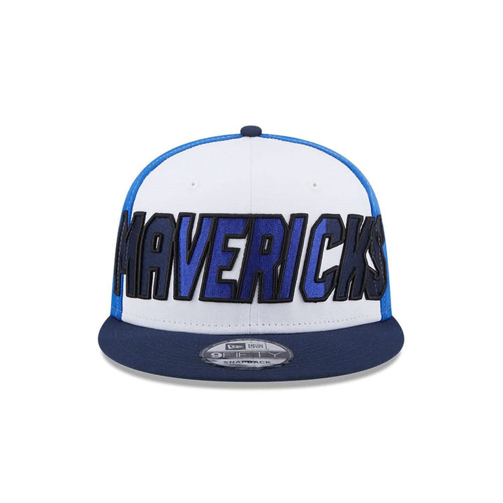 DALLAS MAVERICKS NEW ERA BACK HALF SLOUCH CAP