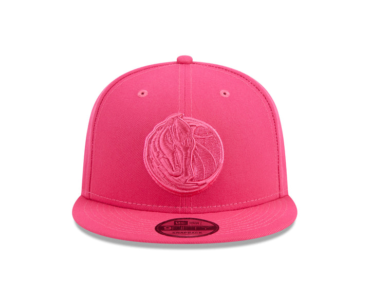 DALLAS MAVERICKS NEW ERA YOUTH HOT PINK HORSEHEAD ADJUSTABLE CAP