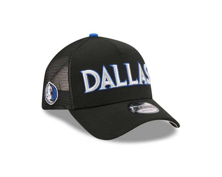 DALLAS MAVERICKS NEW ERA 2025-26 CITY EDITION DALLAS TRUCKER SNAPBACK CAP