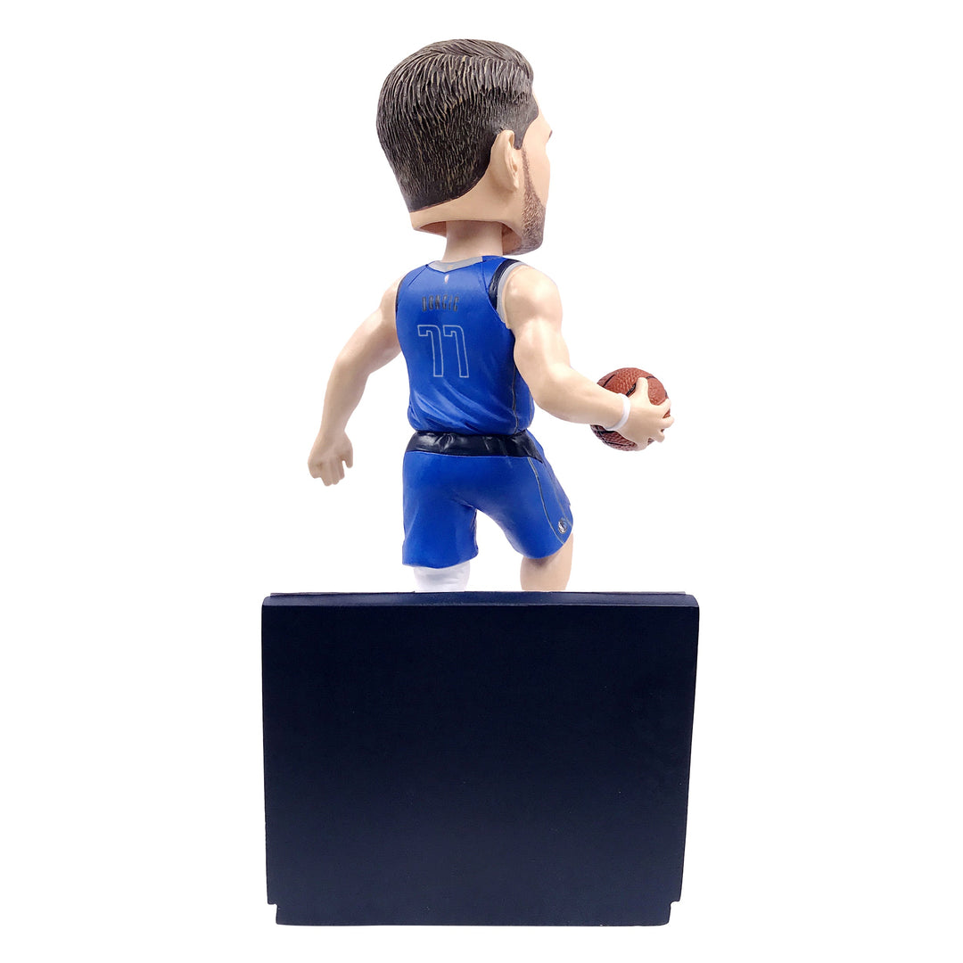DALLAS MAVERICKS FOREVER COLLECTIBLES 2022 ICON DONČIĆ HIGHLIGHT BOBBLE HEAD