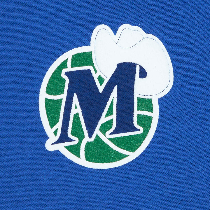 DALLAS MAVERICKS X SNEAKER POLITICS X MITCHELL & NESS 2022 HARDWOOD CLASSIC HOODIE
