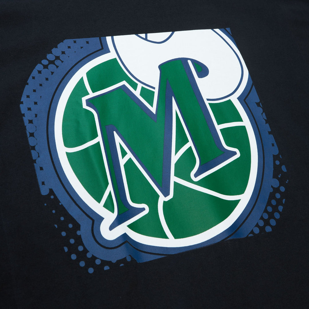 DALLAS MAVERICKS MITCHELL & NESS 23 HARDWOOD CLASSIC BIG M-HAT TEE