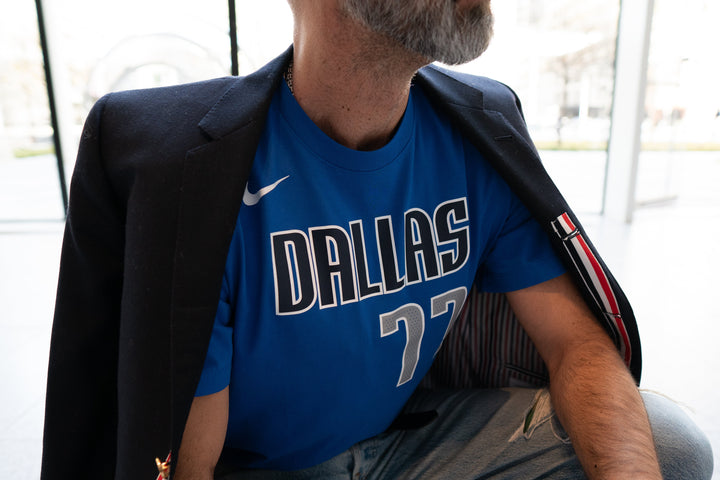 DALLAS MAVERICKS LUKA DONČIĆ NIKE ICON NAME & NUMBER TEE