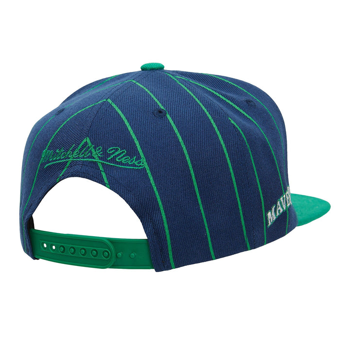 DALLAS MAVERICKS MITCHELL & NESS 2022 HARDWOOD CLASSIC PINSTRIPE SNAPBACK