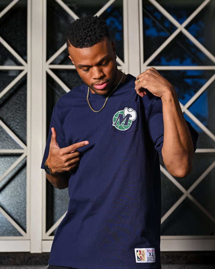 DALLAS MAVERICKS MITCHELL & NESS M-HAT POCKET TEE