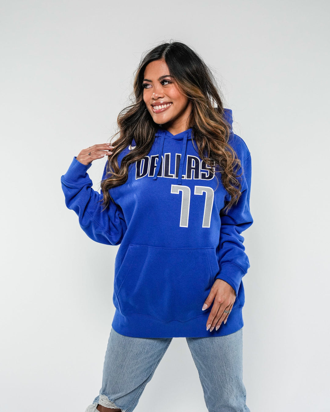 DALLAS MAVERICKS NIKE LUKA DONČIĆ NAME & NUMBER HOODIE