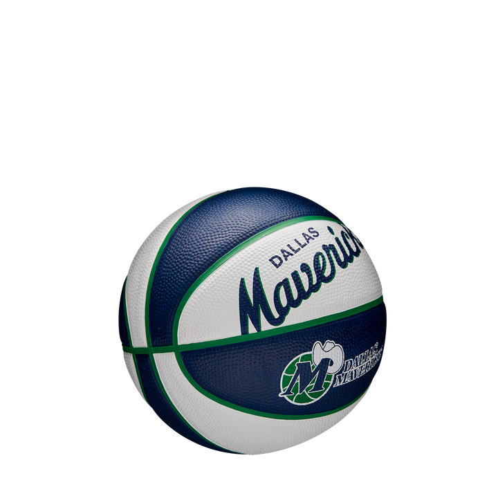 DALLAS MAVERICKS WILSON MINI HARDWOOD CLASSIC BASKETBALL