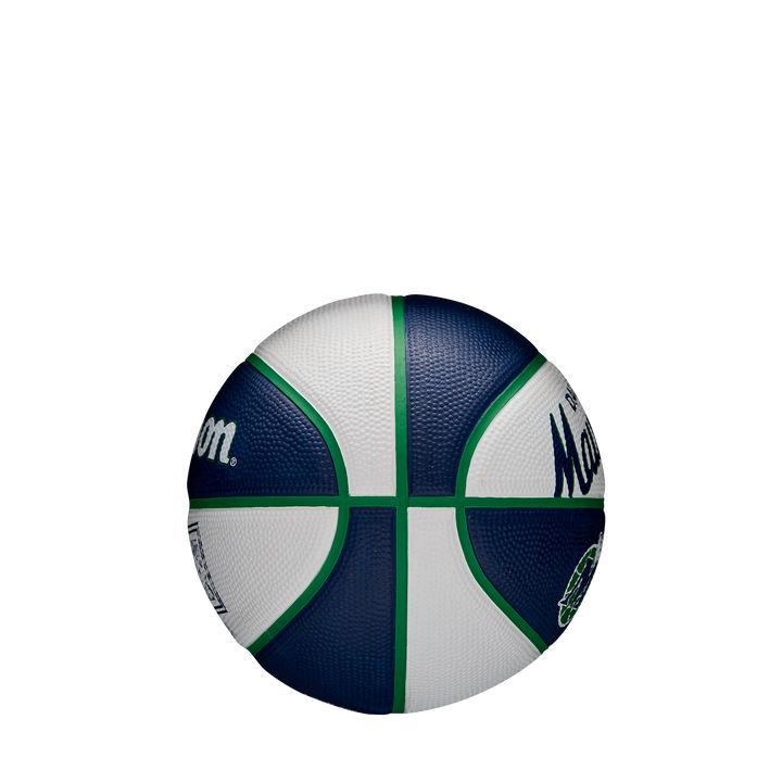 DALLAS MAVERICKS WILSON MINI HARDWOOD CLASSIC BASKETBALL