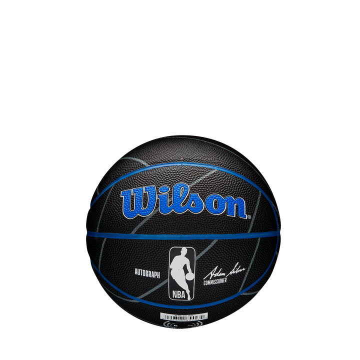 DALLAS MAVERICKS WILSON B3 MINI TEAM AUTOGRAPH BALL