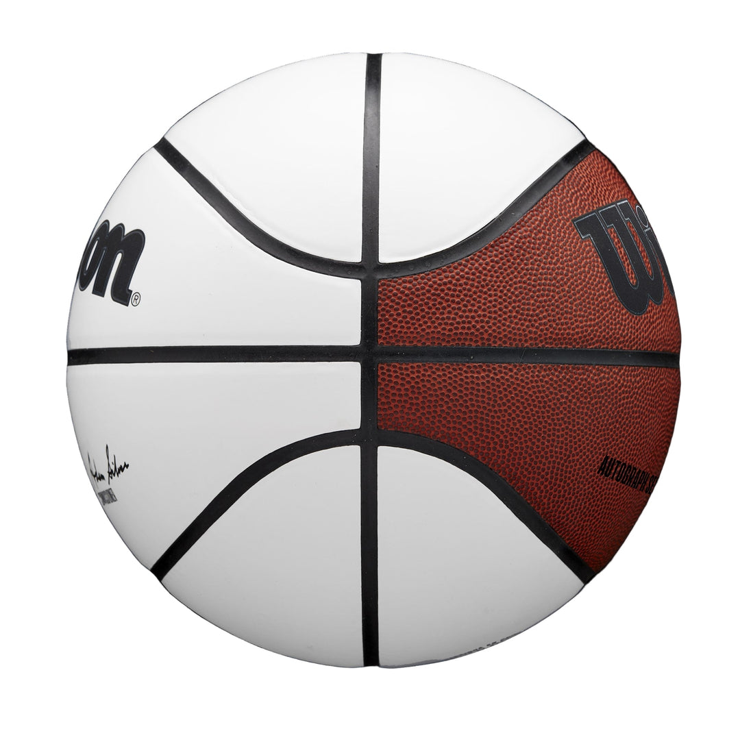 DALLAS MAVERICKS WILSON B7 TEAM AUTOGRAPH BALL
