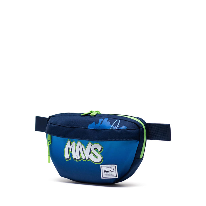 DALLAS MAVERICKS HERSCHEL SUPPLY CO. CITY EDITION 19-20 GRAFFITI BELTBAG