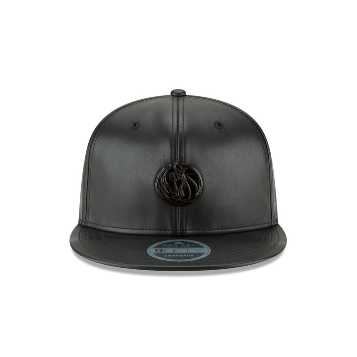 DALLAS MAVERICKS NEW ERA 9FIFTY GLOSSY METAL SNAPBACK CAP