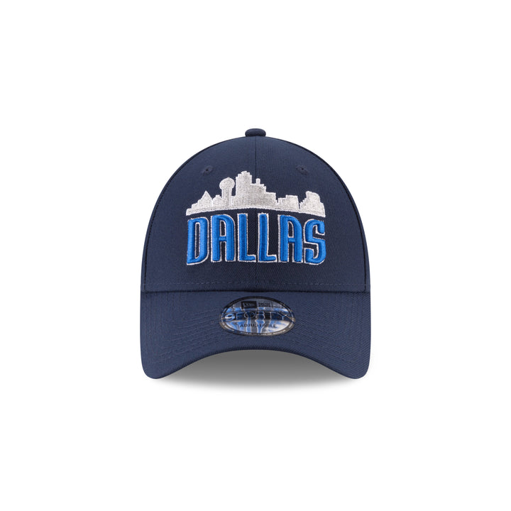 DALLAS MAVERICKS NEW ERA 9FORTY SKYLINE CAP CURVED BILL CAP