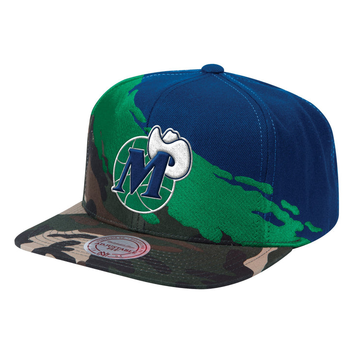 DALLAS MAVERICKS HWC CAMO PAINT SNAPBACK
